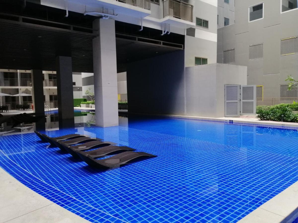 S Residencestower 3 - L&R Staycation Pasay Exterior photo