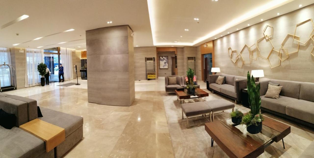 S Residencestower 3 - L&R Staycation Pasay Exterior photo
